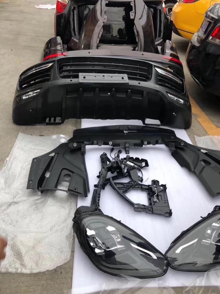 Bodykit nâng đời Porsche Cayenne 2011 lên 2017 GTS tháo xe kết hợp