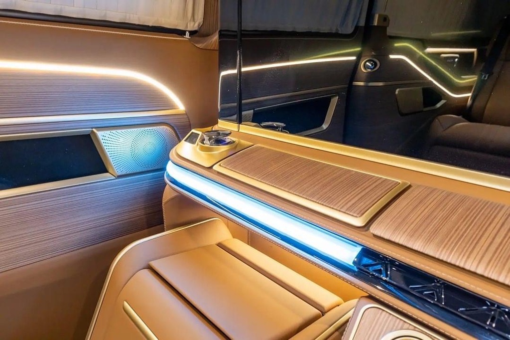 nâng cấp nội thấp limousin cho V class 