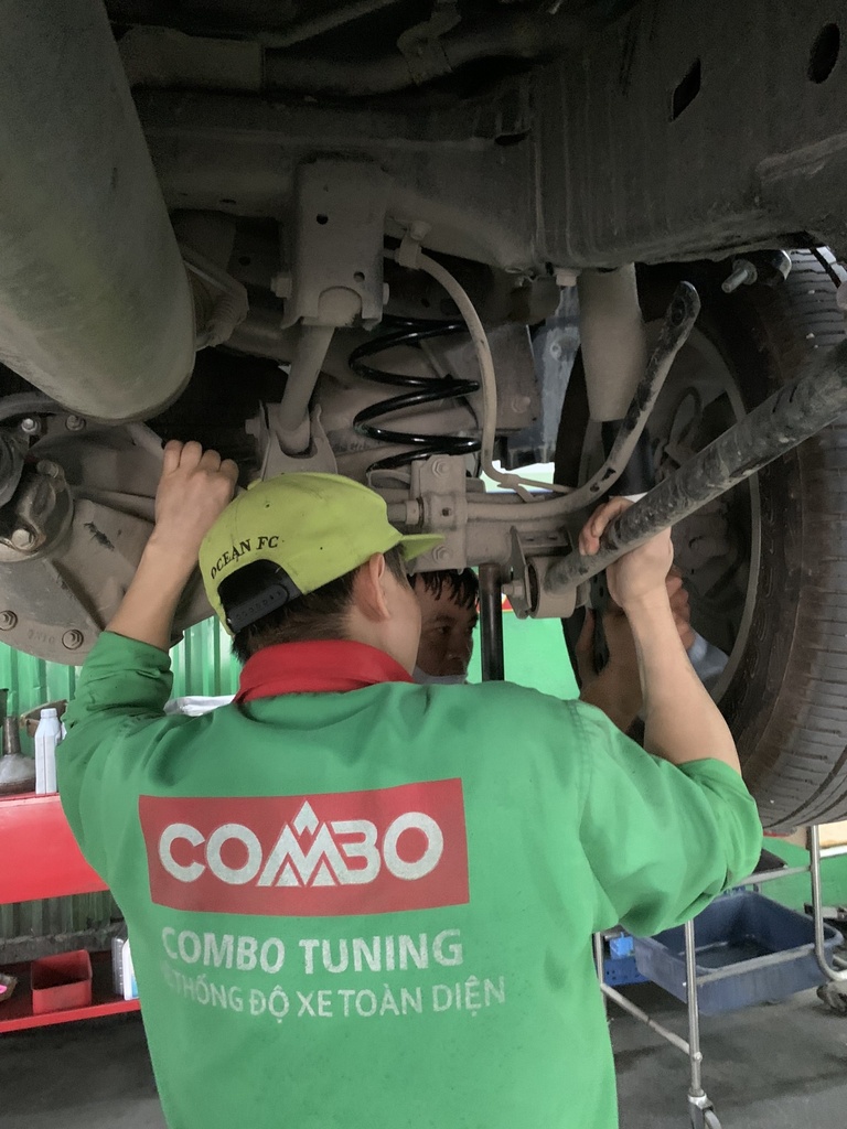 Lò xo Lc300 bản Trung Đông chính hãng
