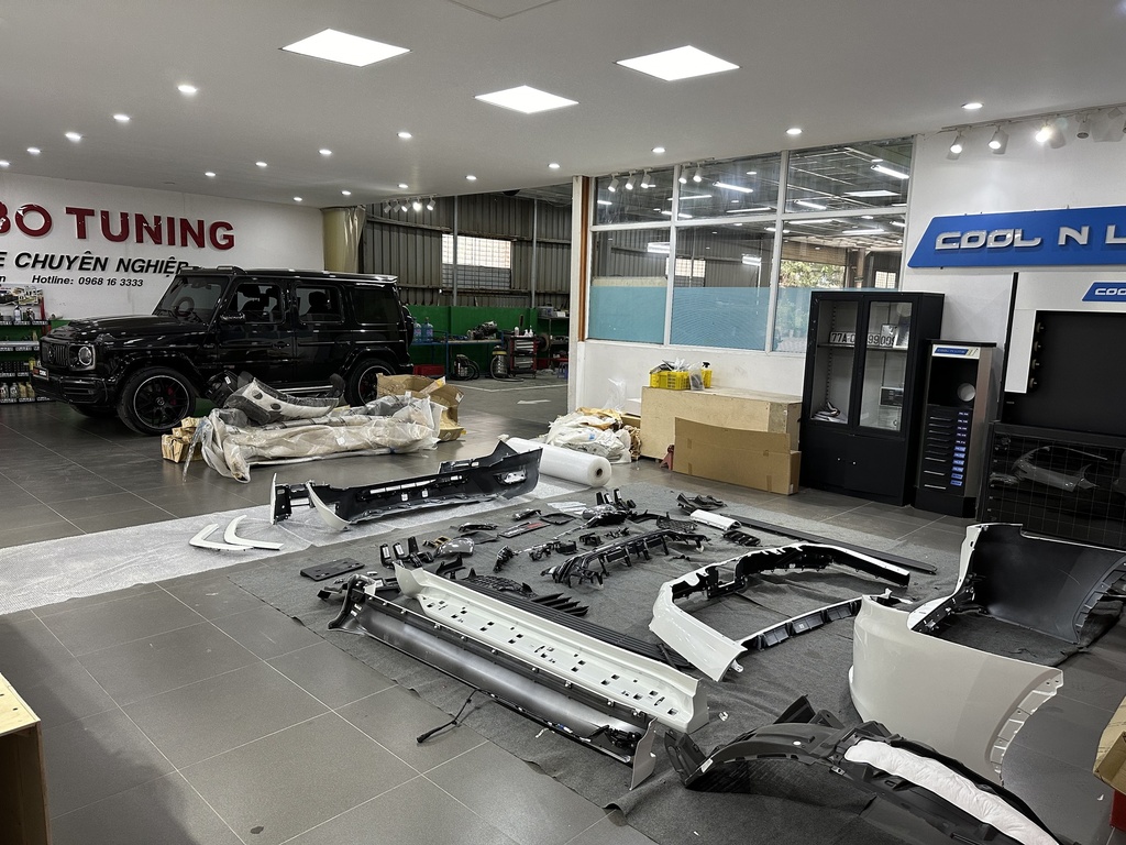 Bodykit Trung Đông chính hãng cho LC300