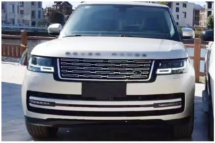 Bodykit nâng đời range rover L405 đời 2013-2020 lên 2023 style