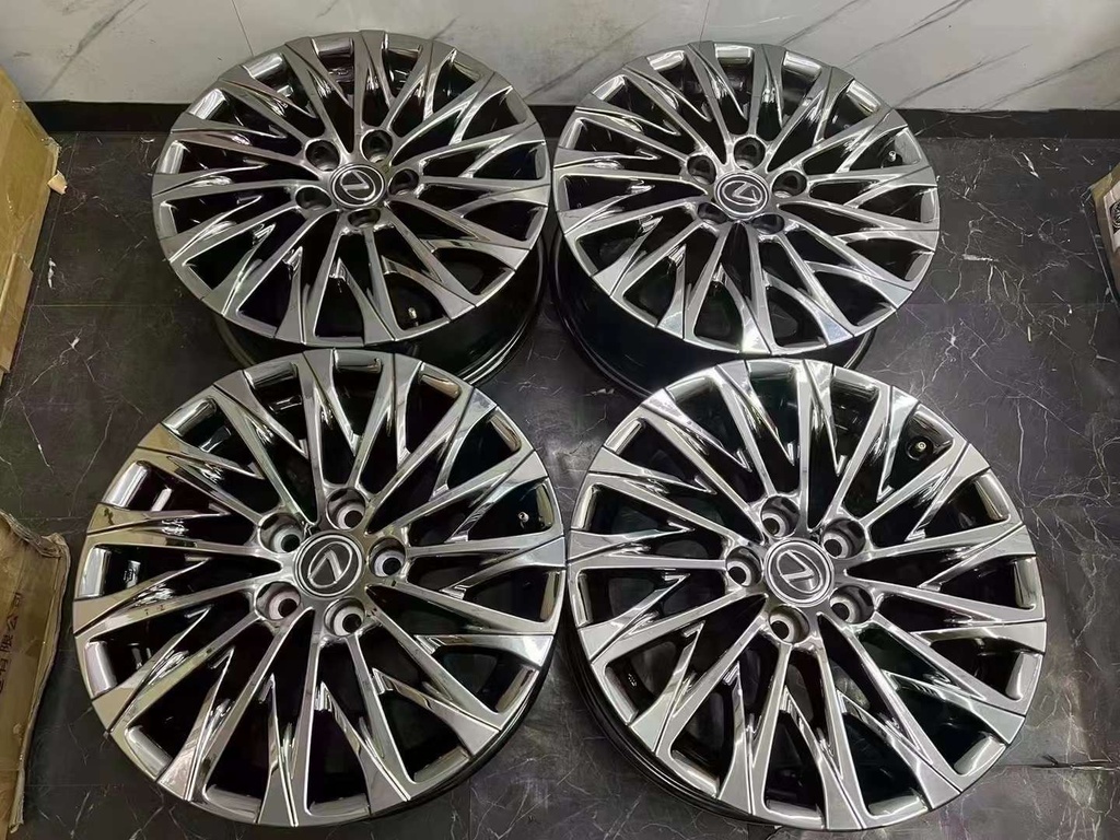 Mâm  17 inch likenew LM300