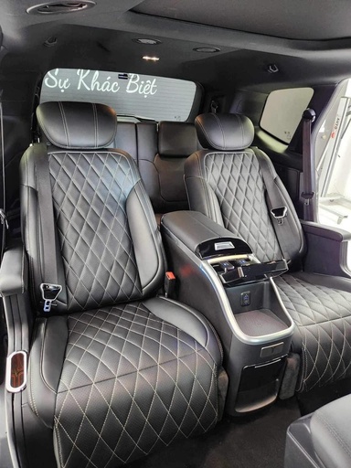 Độ ghế massage cho Ford Everest 2023